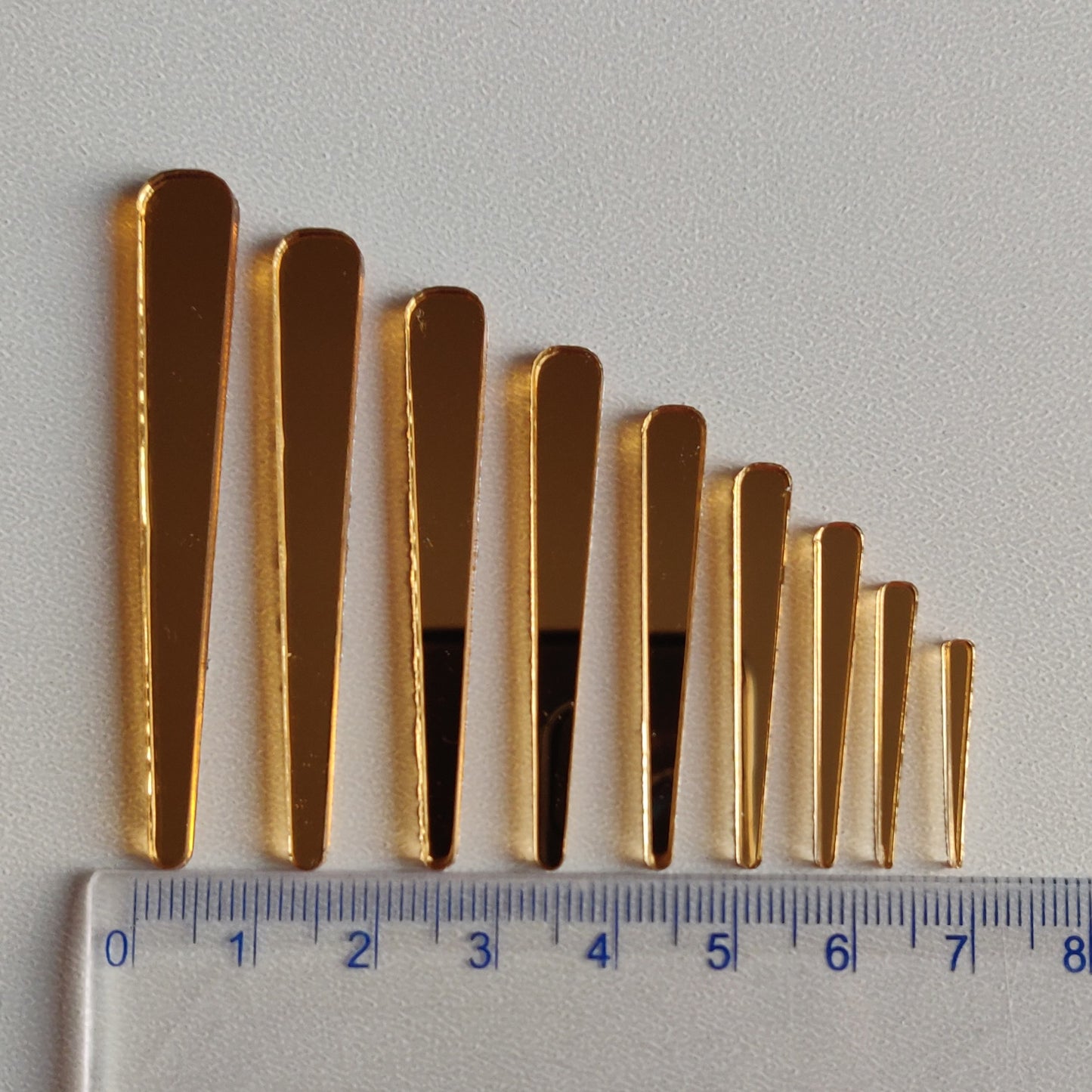 Clock Marks #4 Less than 60mm